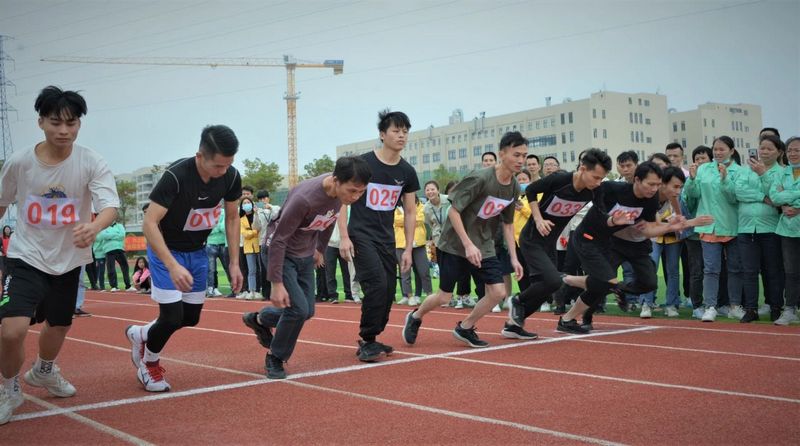 2020年龙8国际官网正版高新科技产业园第二届冬运会圆满谢幕 (7).jpg